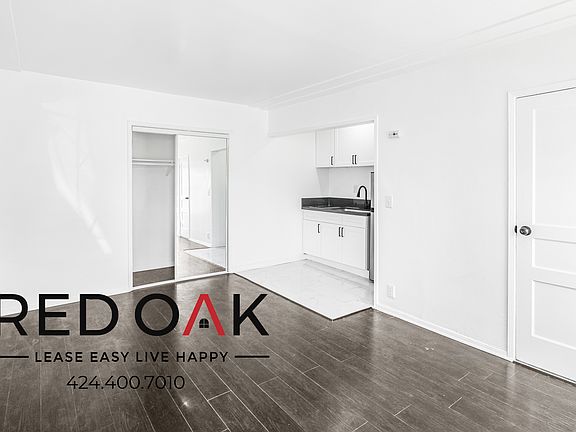 4th image of 853 S Kenmore Ave #2