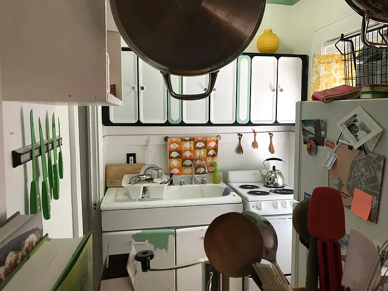 926 Greenwood Ave NE #6 — Photo 4