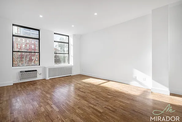 Rented by Mirador Real Estate | media 1