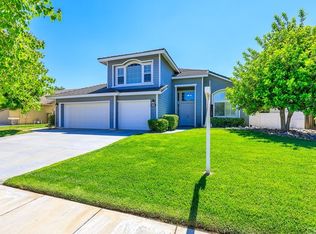 1520 Dianne Ln, Corona, CA 92881