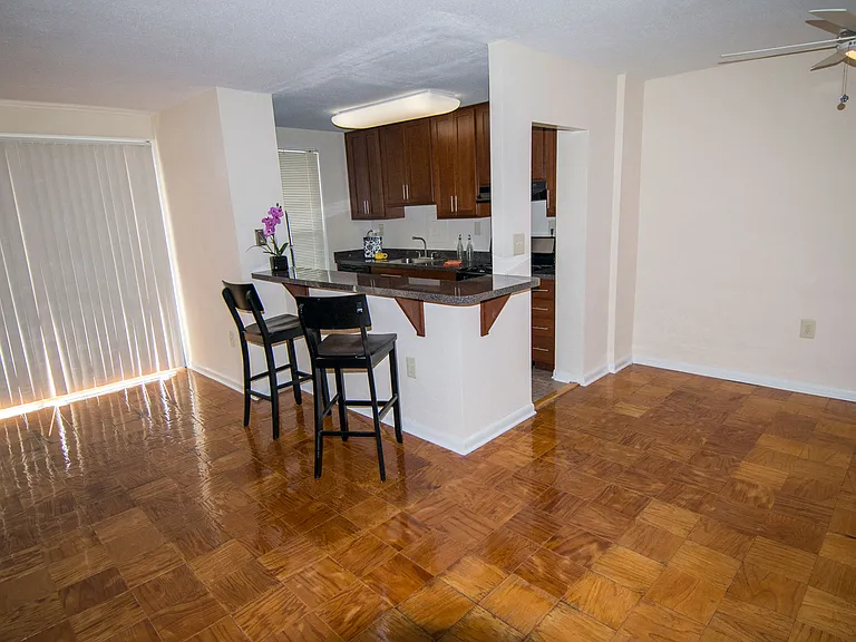 Steward Tower Apartments — Photo 52