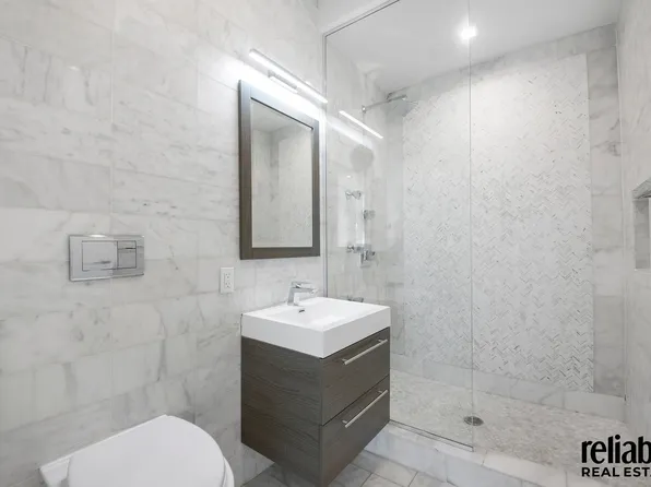 1769 East 13th Street image 11 of 15