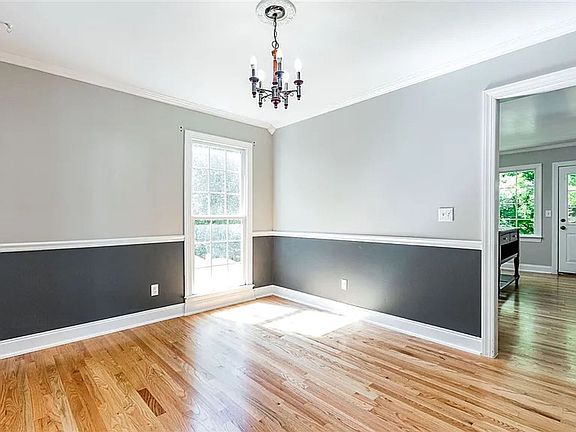 4th image of 232 Whistling Swan Dr