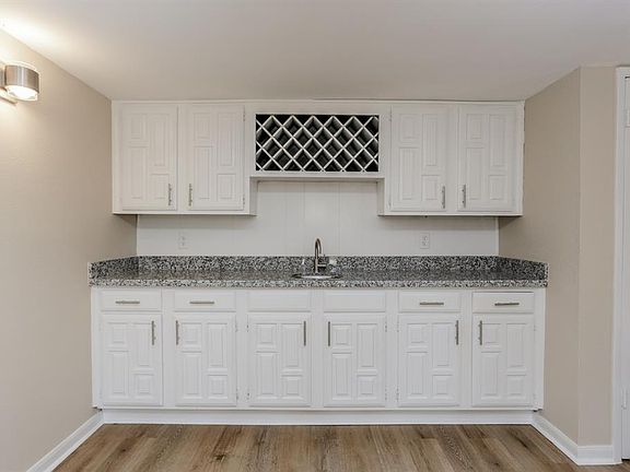 4th image of 15454 Empanada Dr