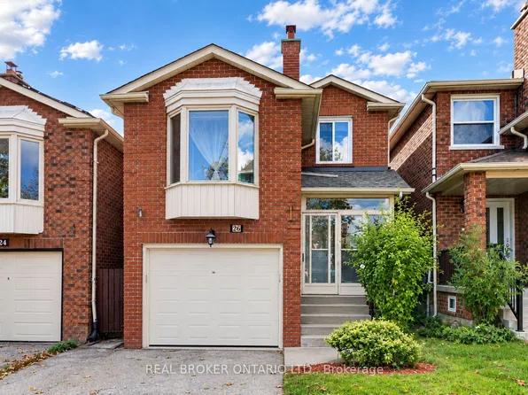 26 White Blvd, Vaughan, ON L4J 5Z3