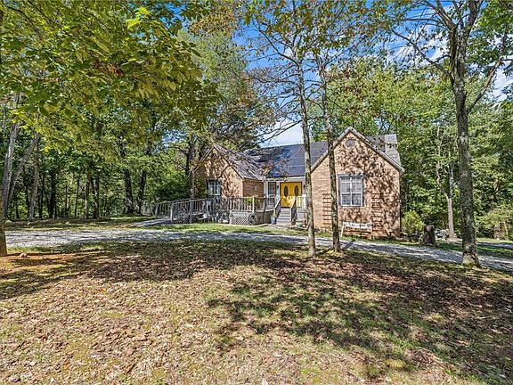 3rd image of 14146 Cardinal Ln