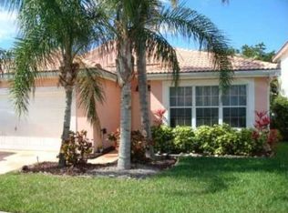560 SW 181st Way, Pembroke Pines, FL 33029