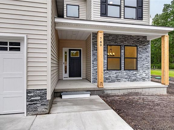 2nd image of 789 Caddie St
