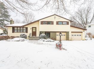 156 Wendover Rd, Rochester, NY 14610