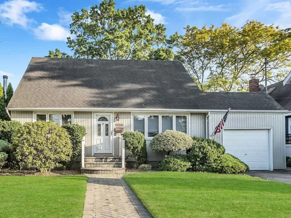 2220 Cameron Avenue, Merrick, NY 11566