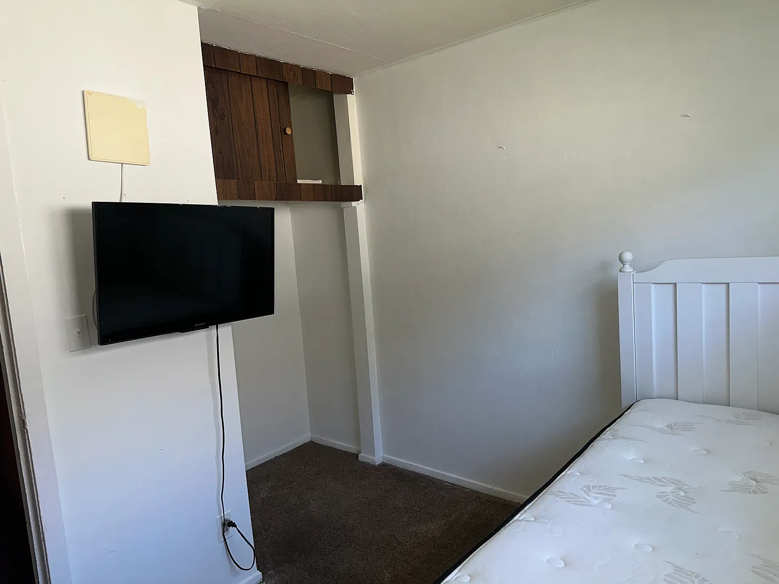 3 bed, 672 sqft, $925 — Photo 2