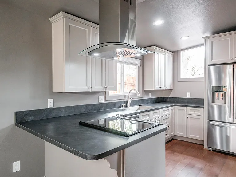 837 Woodmansee St SE — Photo 6
