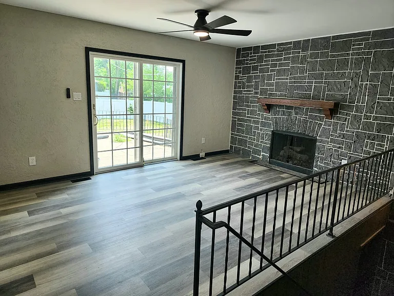 2801 Droste Rd — Photo 13