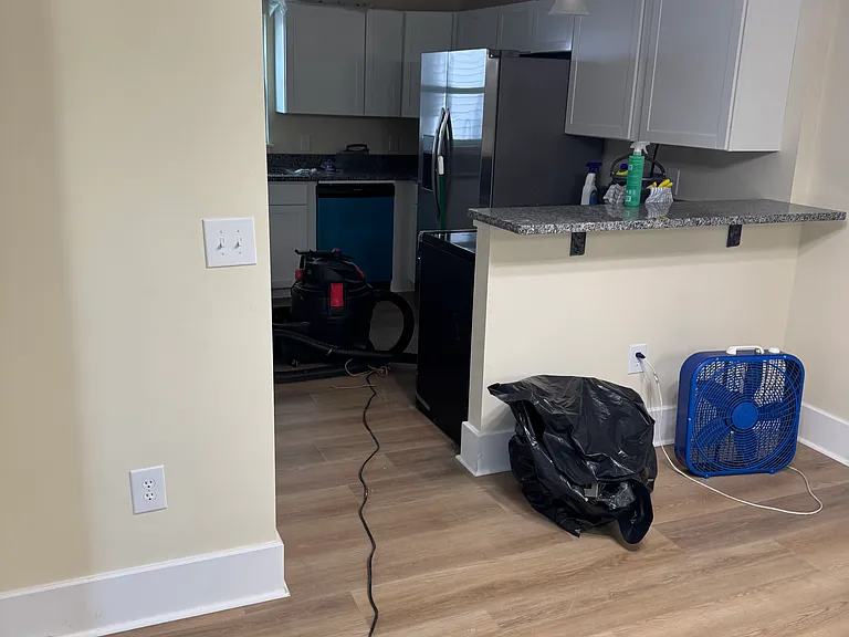 520 W Wheeling St — Photo 5