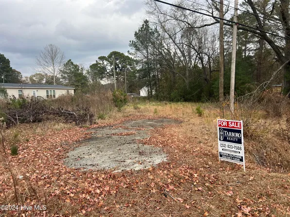 103 Greenwood Boulevard, Princeville, NC 27886