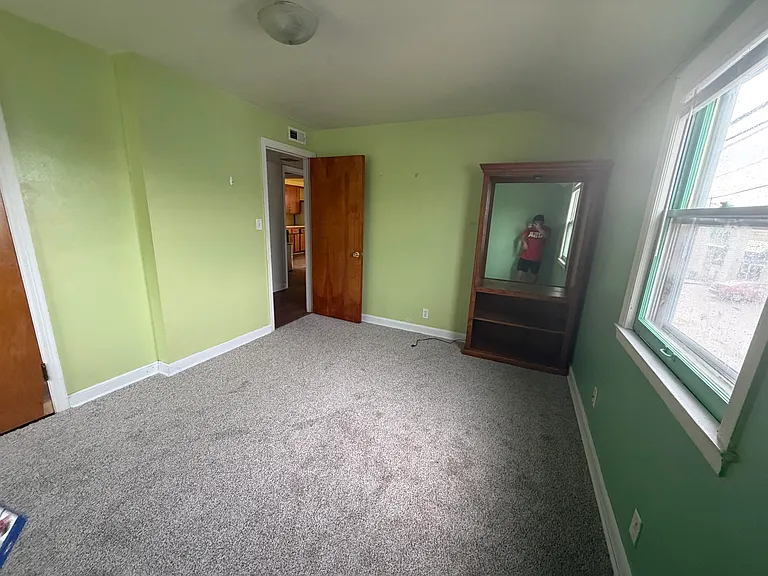 3119 S 43rd St #B — Photo 3