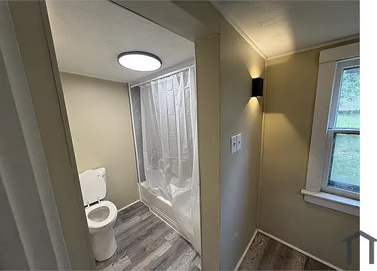 5636 Drake Ave — Photo 9