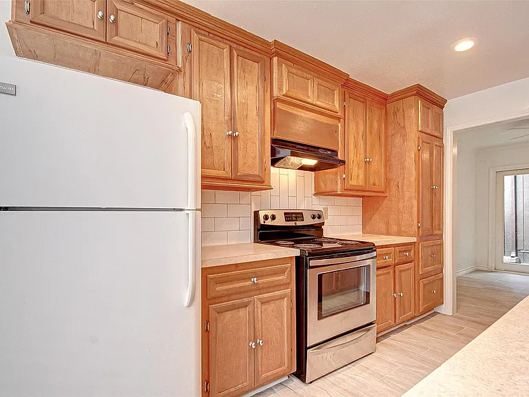 8312 Augustine Dr #D — Photo 6