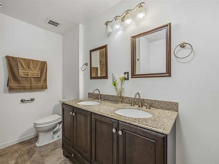 435 Rolling Wood Rd — Photo 18