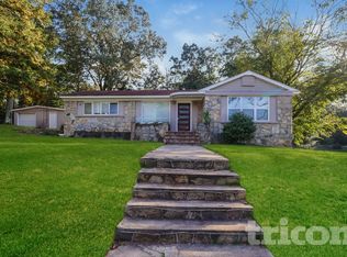 141 Fairview Dr, Fairburn, GA 30213