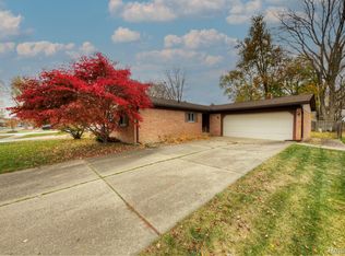 1697 Ranier Blvd, Canton, MI 48187