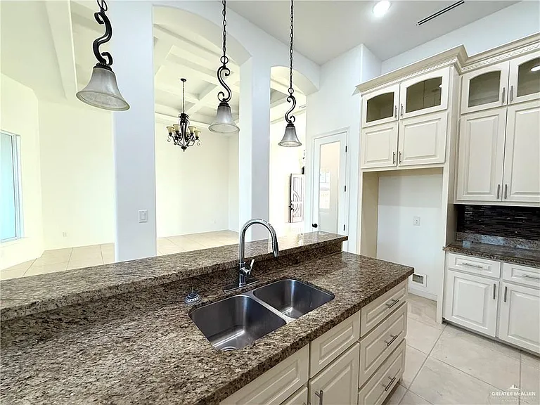 2612 Peace Ave — Photo 12