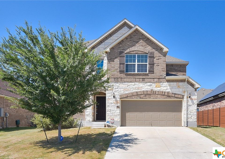 1st image of 815 Old World Dr