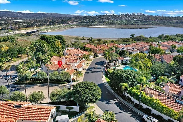 2 Cormorant Cir — Photo 2