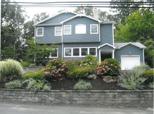 20 W Lake Shore Dr, Rockaway, NJ 07866