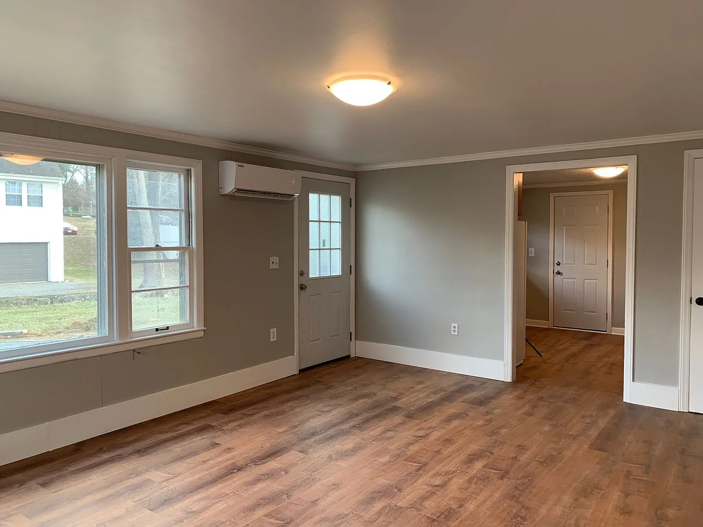 870AB - 316 Reynolds Ave DM — Photo 4