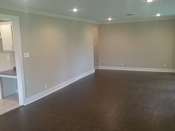 5th image of 4929 E 42nd St