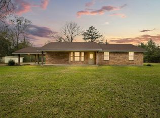 129 Burnett Gardens Rd, Deridder, LA 70634