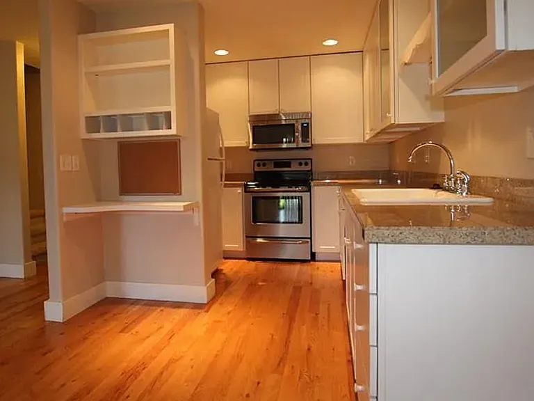 2777 Hamilton Ct #3 — Photo 8