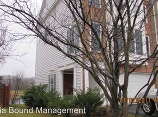 4365 Palton Dr, Dumfries, VA 22025