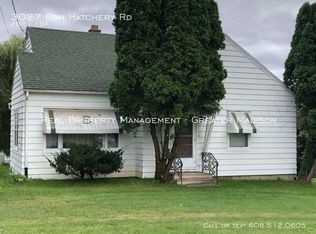 3027 Fish Hatchery Rd, Madison, WI 53713