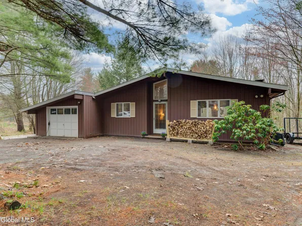 421 Potter Hill Road, Petersburgh, NY 12138