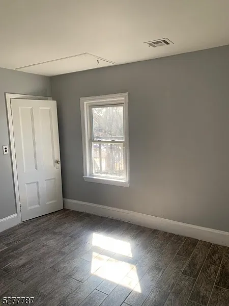 1 bed, 1.0 bath, $1,750 — Photo 2