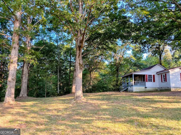 3746 Ledan Rd, Gainesville, GA 30506