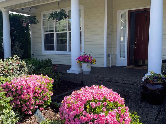 5th image of 16133 SE 45th Ct