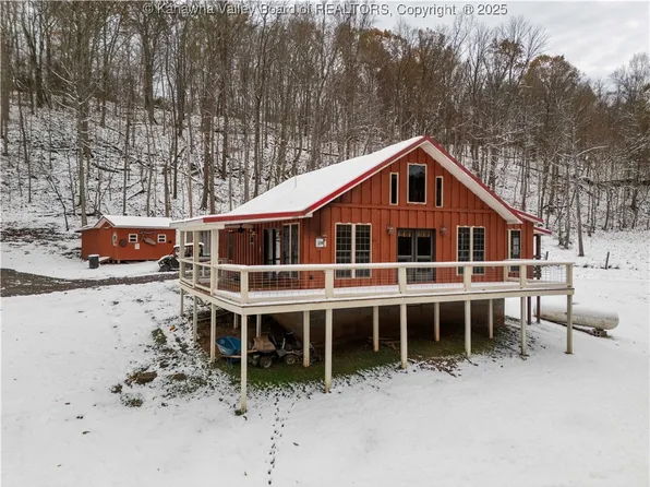 258 Erickson Dr, Gallipolis Ferry, WV 25515