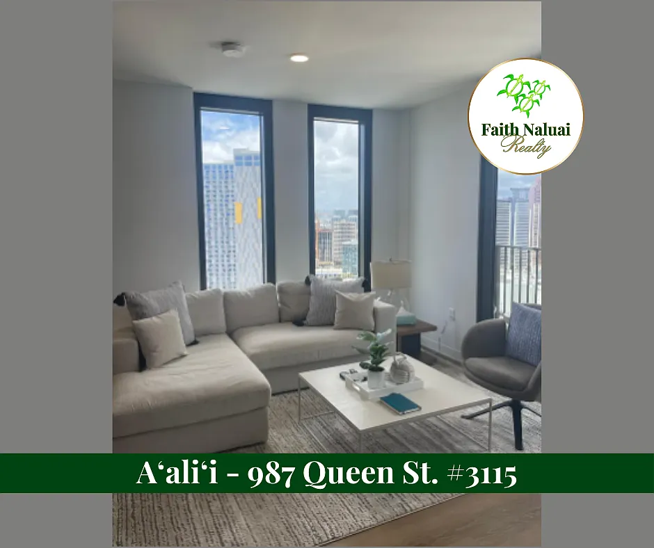 987 Queen St — Photo 1