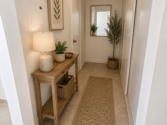 5th image of 7512 Vineland Ave #21