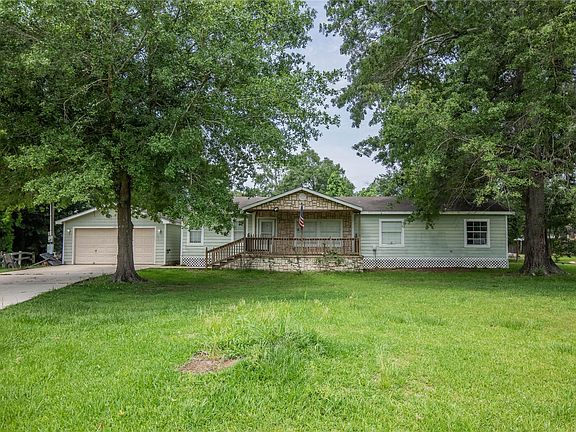 2nd image of 27587 Southern Crossing Dr