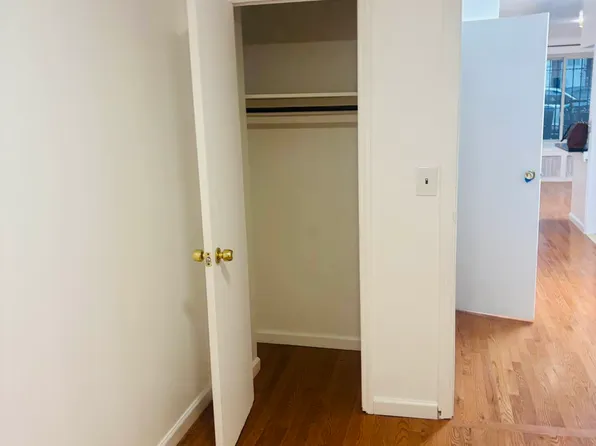 734 Madison Street image 16 of 18