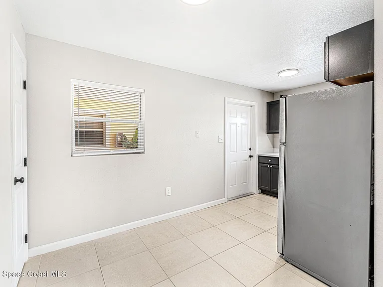 130 Roosevelt Ave #204 — Photo 6