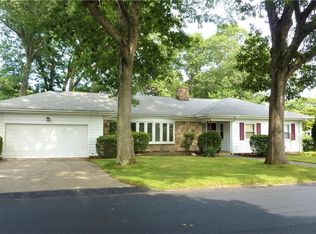 140 Bretton Woods Dr, Cranston, RI 02920