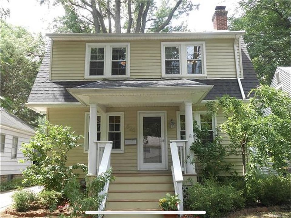1st image of 626 S Alexander Ave