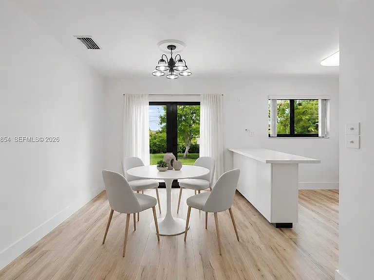 5110 SW 106th Ave — Photo 10
