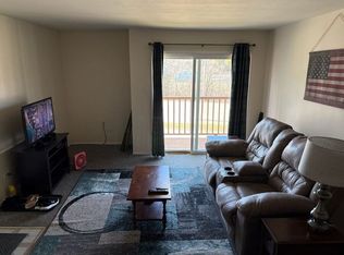 762 Main St APT 404, Antioch, IL 60002