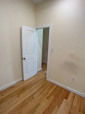 Rented by Cargon Realty | media 37